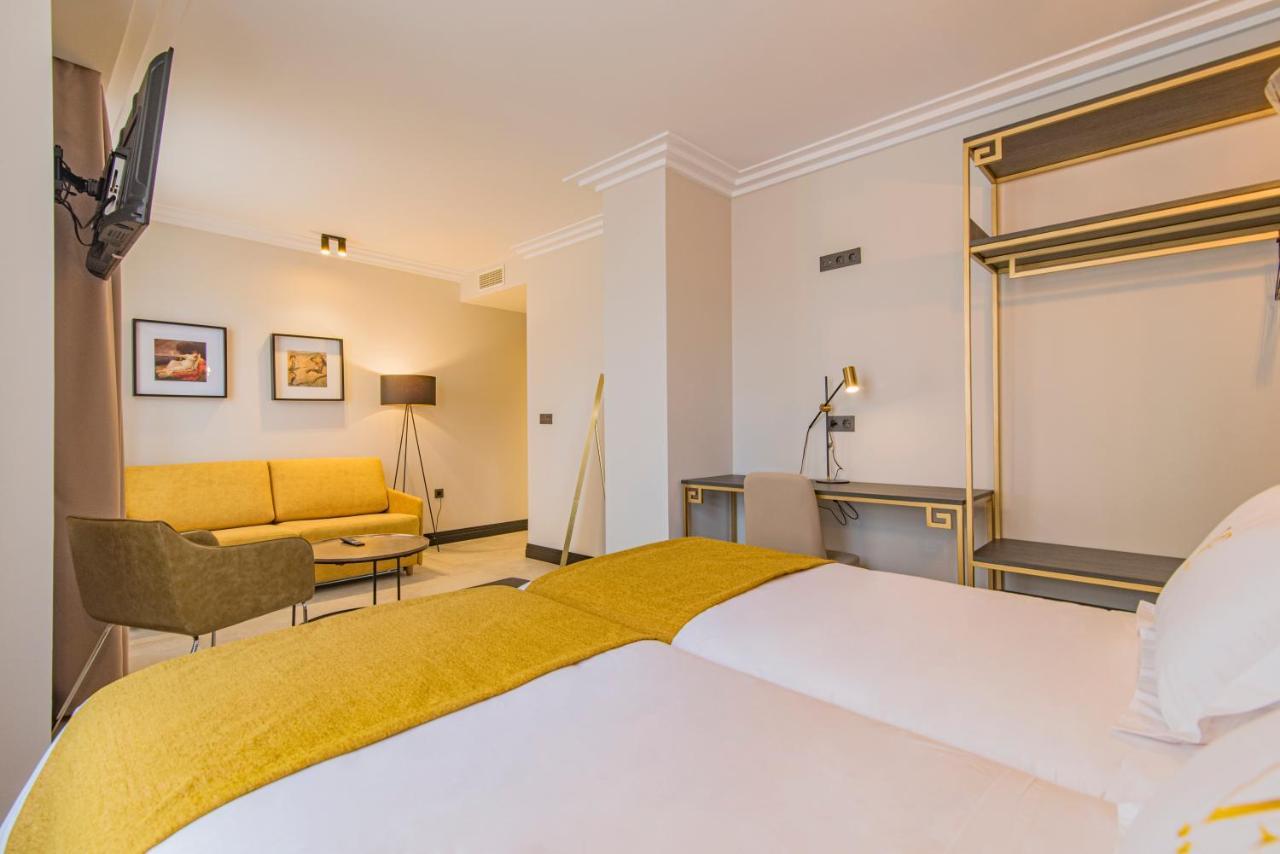 Vesci Faventia Hotel Huetor Tajar ภายนอก รูปภาพ