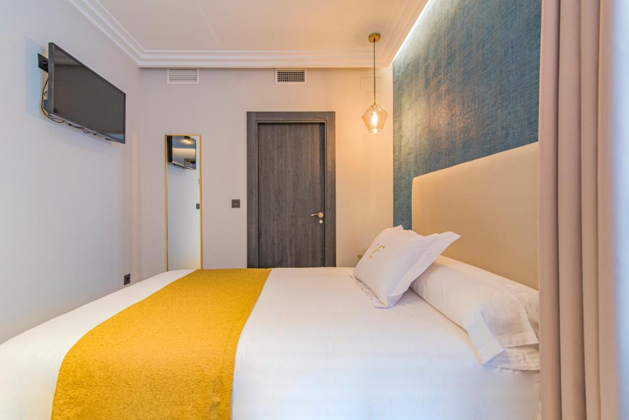 Vesci Faventia Hotel Huetor Tajar ภายนอก รูปภาพ