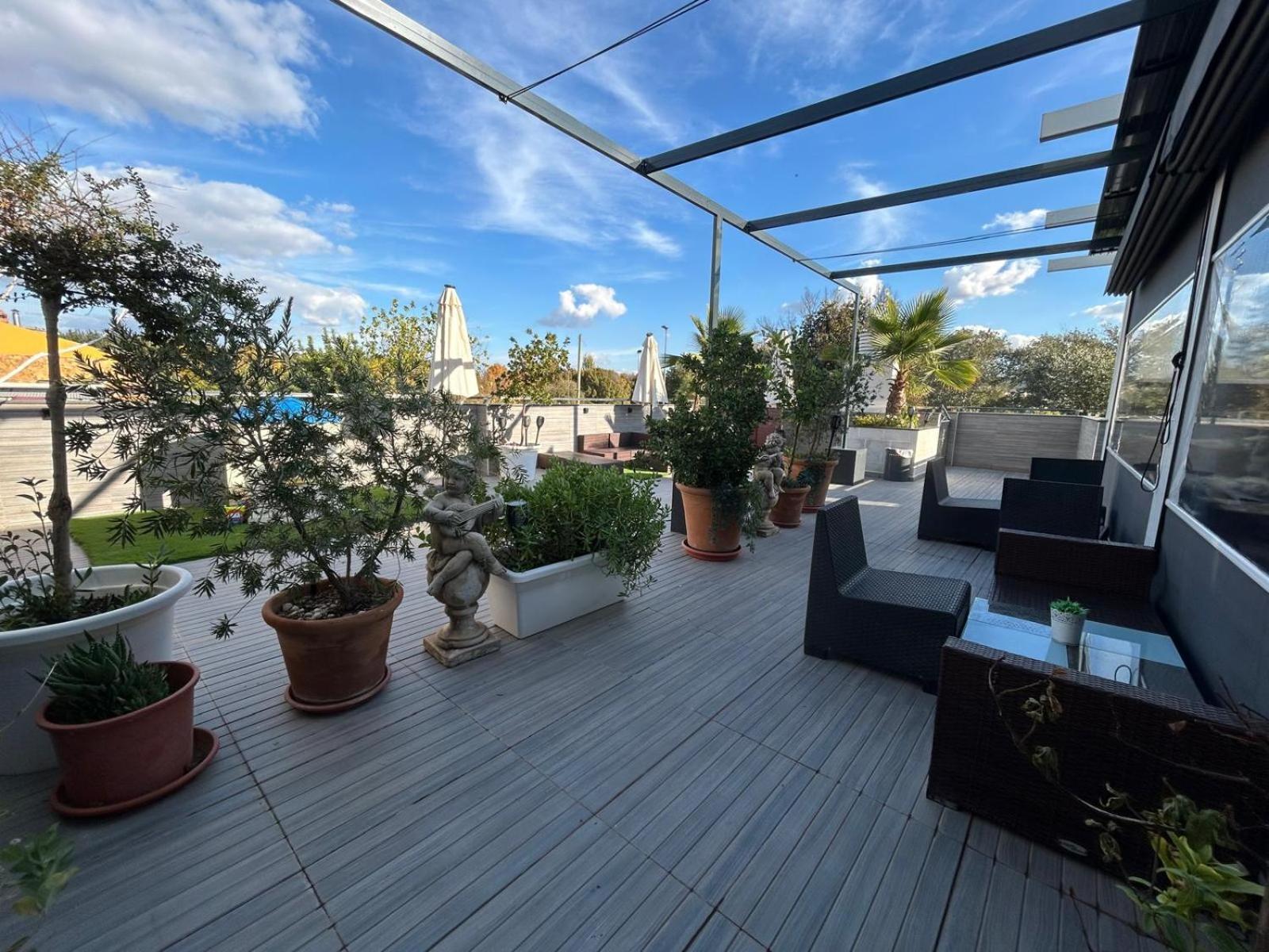 Vesci Faventia Hotel Huetor Tajar ภายนอก รูปภาพ